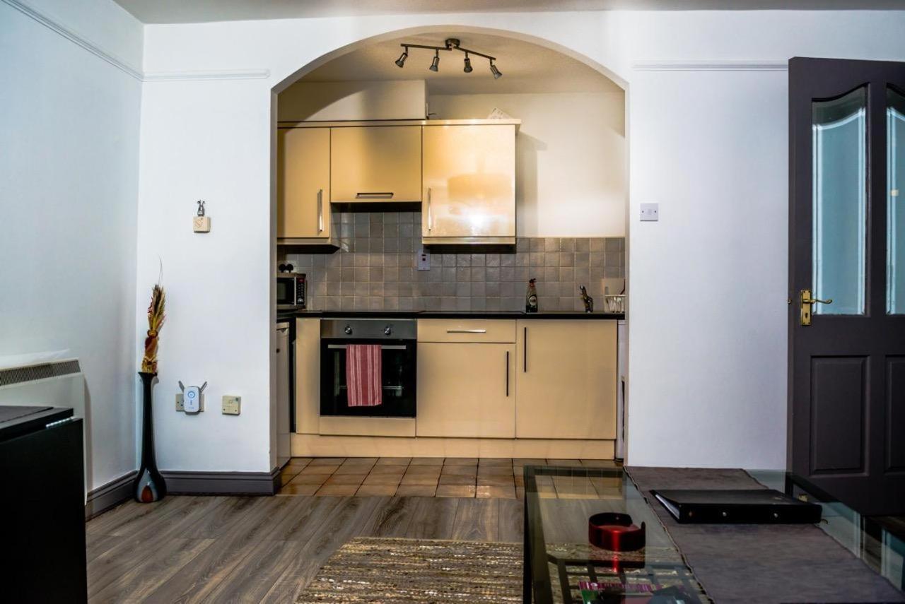 1 Bedroom Apartment By Trinity Дублин Экстерьер фото